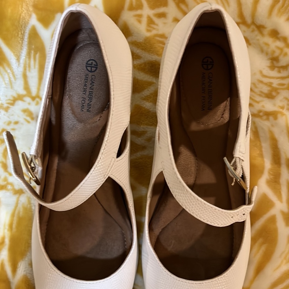 Giani Bernini Memory Foam Size 9.5 - image 4